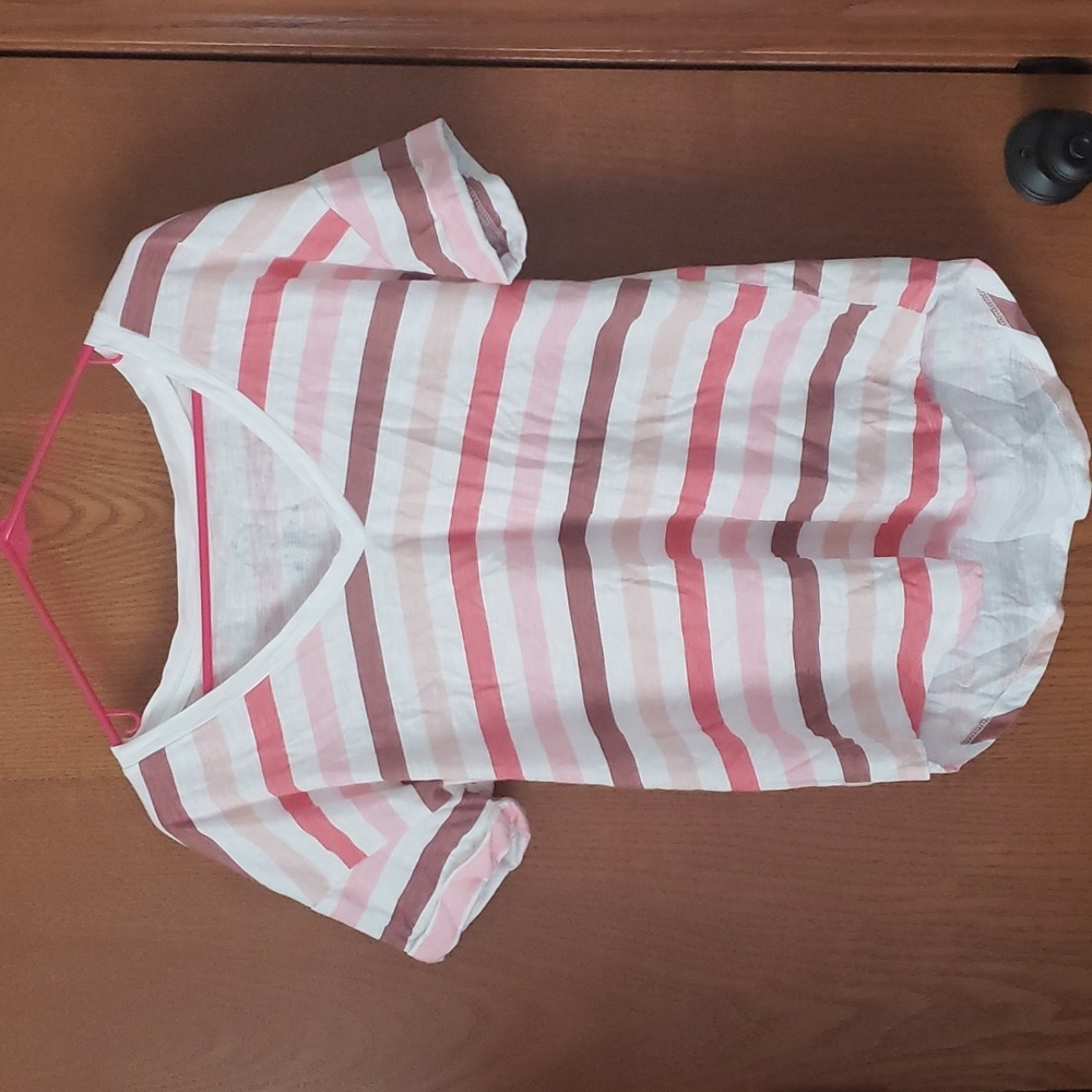Women's medium tee